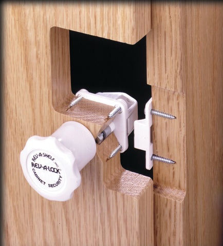 Cerradura Magnética para Vanities Rev-A-Shelf - Tot-lock